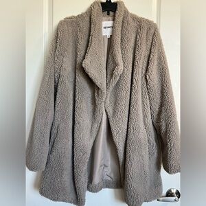 Grey Teddy coat (BB Dakota)